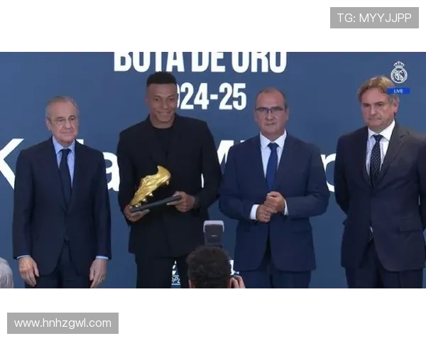 姆巴佩发声庆祝伯纳乌精彩之夜呼吁球队继续保持出色表现 姆巴佩发声庆祝伯纳乌精彩之夜呼吁球队继续保持出色表现